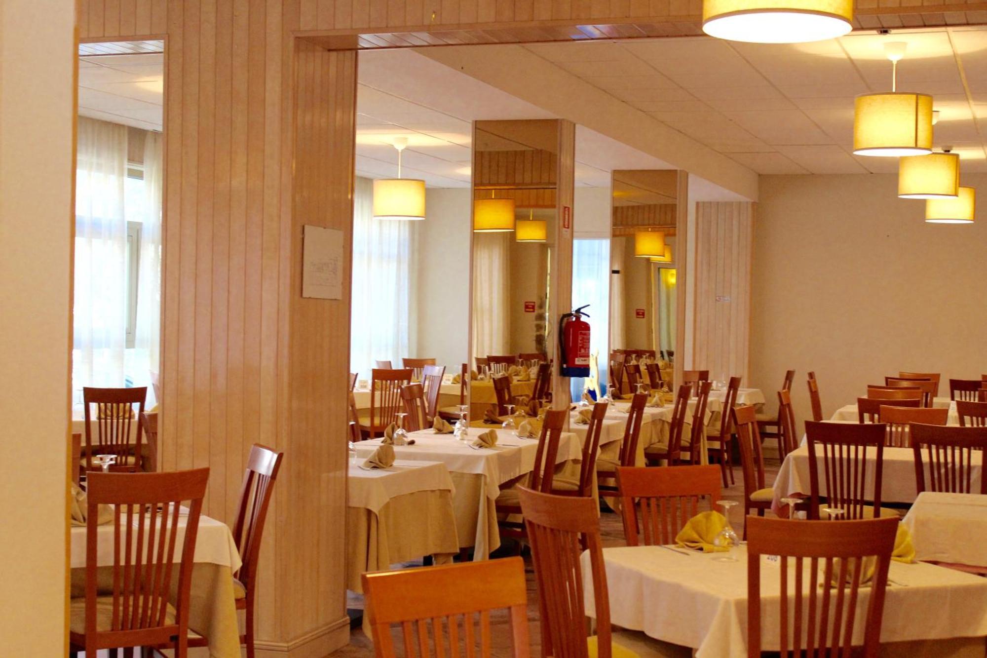 Hotel Jole 체제나티코 외부 사진